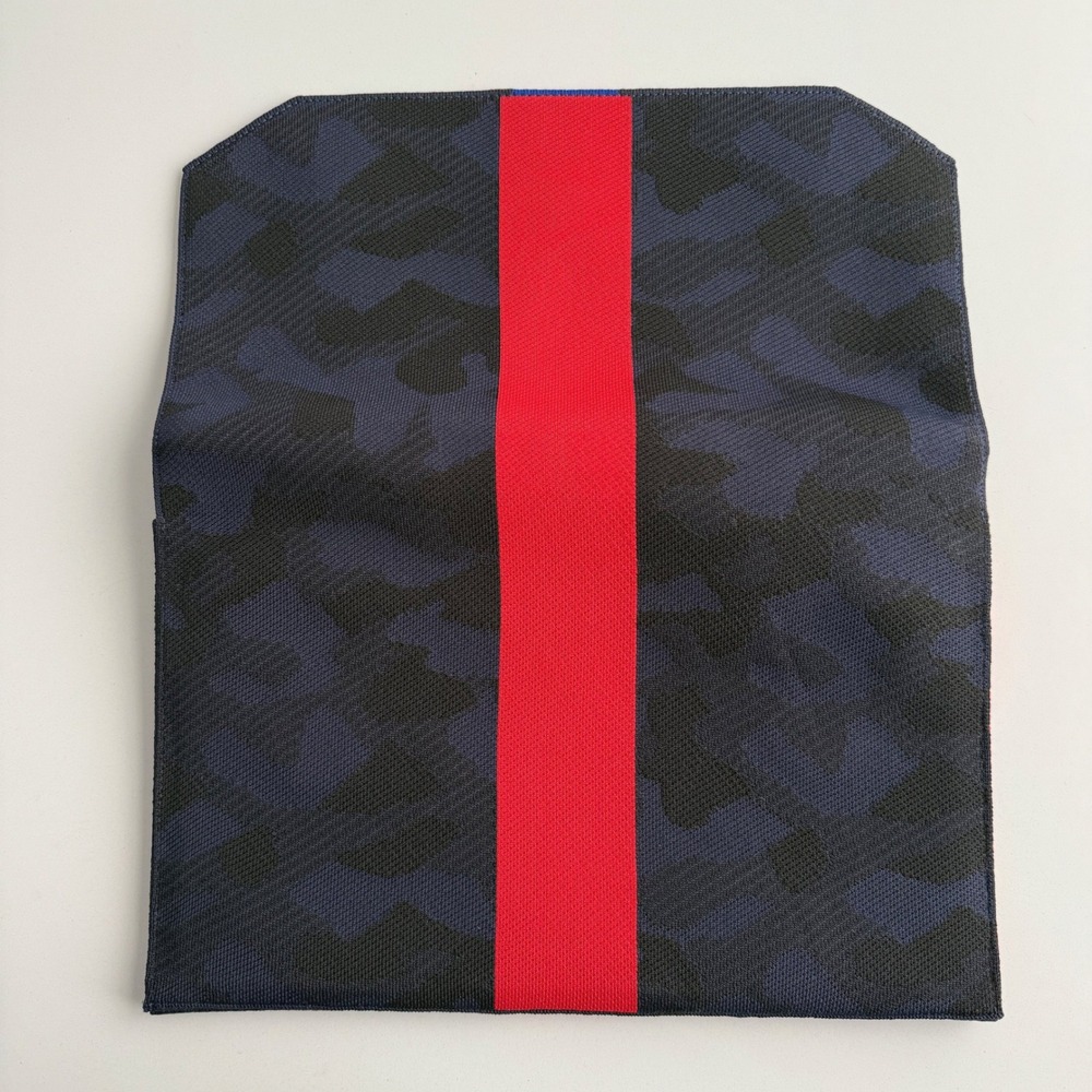 Rothy's EUC The Portfolio Midnight Camo  Navy Red 14" Laptop Bag Clutch Purse - Picture 2 of 6